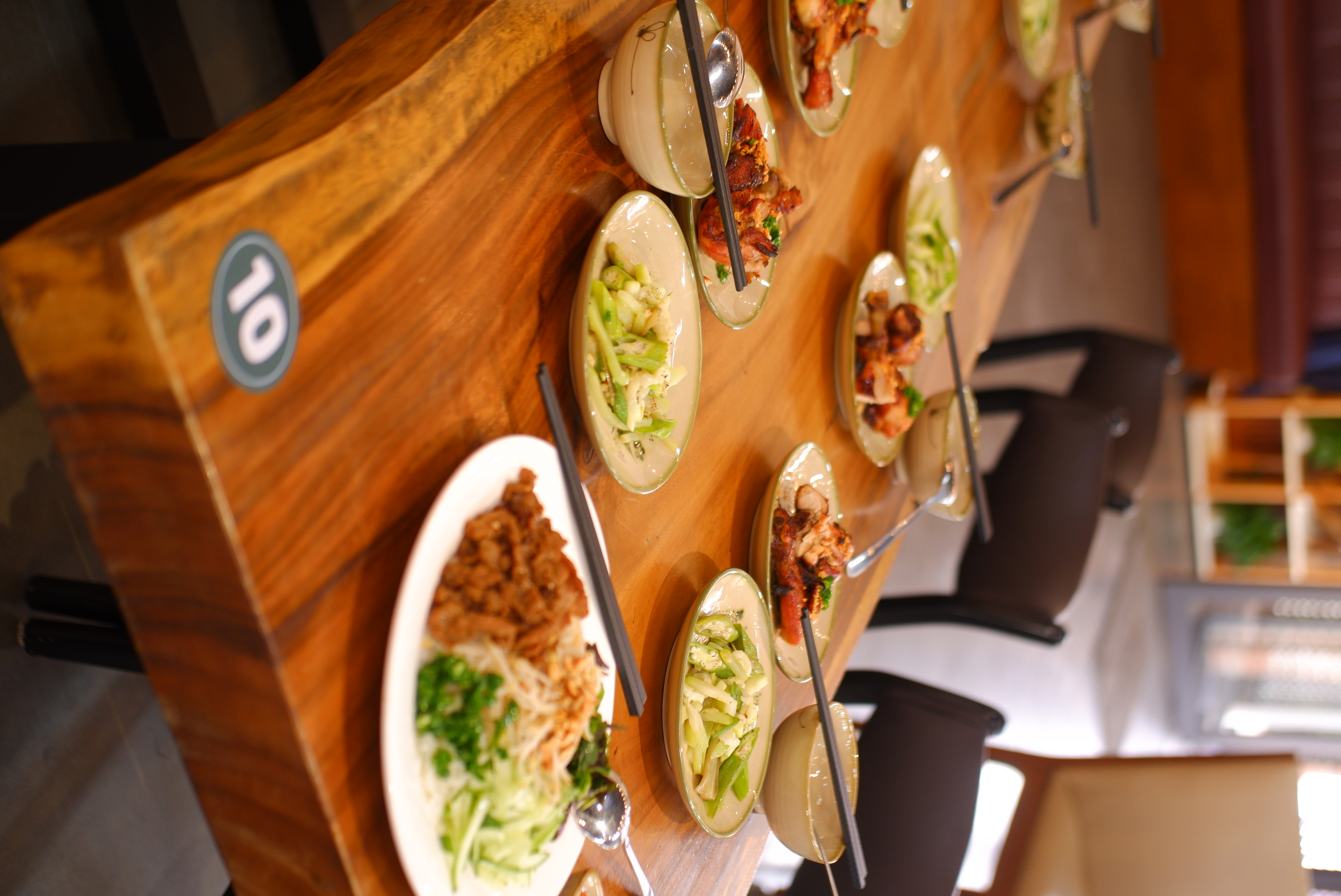 Không gian nhà hàng